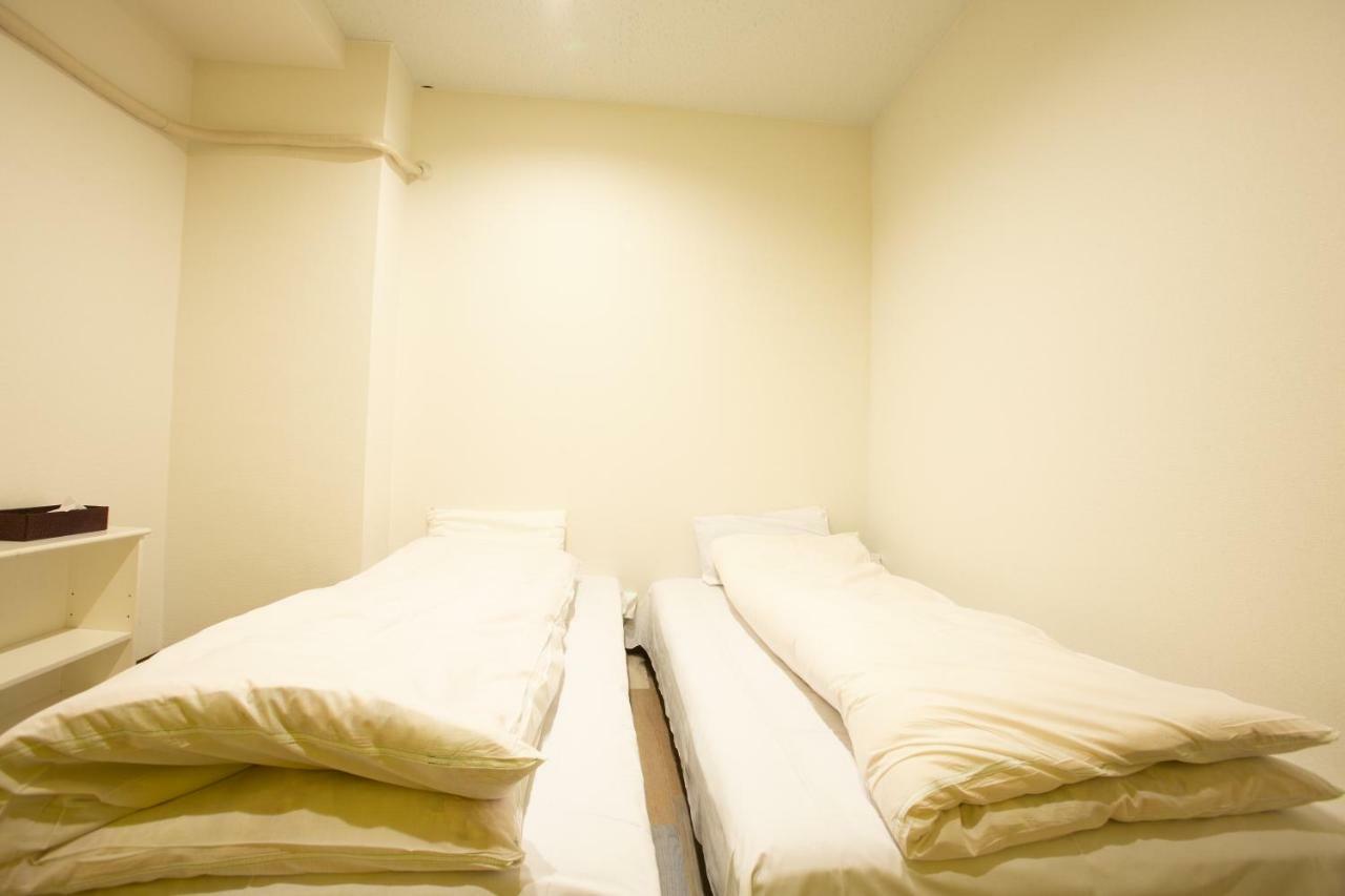123 Guesthouse Osaka Esterno foto